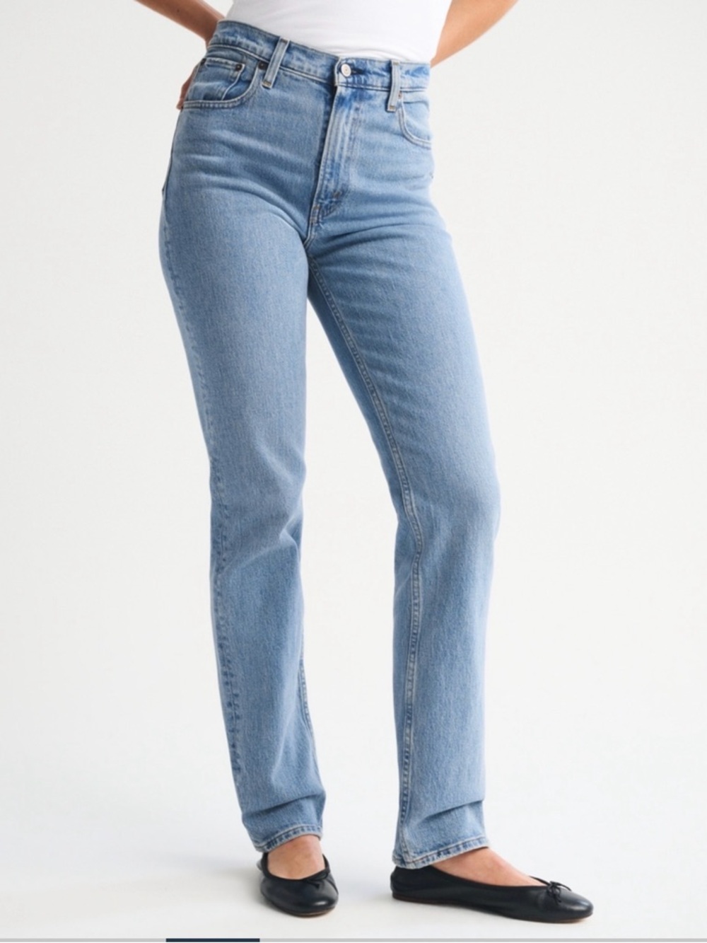 Abercrombie & Fitch High-Rise Straight Jeans in Light Blue Denim